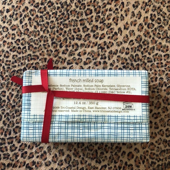 2bars-12.4 oz-French milled Vanilla Sugar Snowman soap - Picture 9 of 9